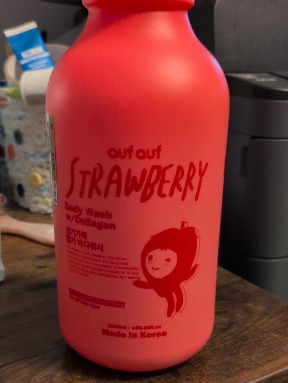 Quf Quf Strawberry Body Wash with Collagen - Made In Korea 33 Oz